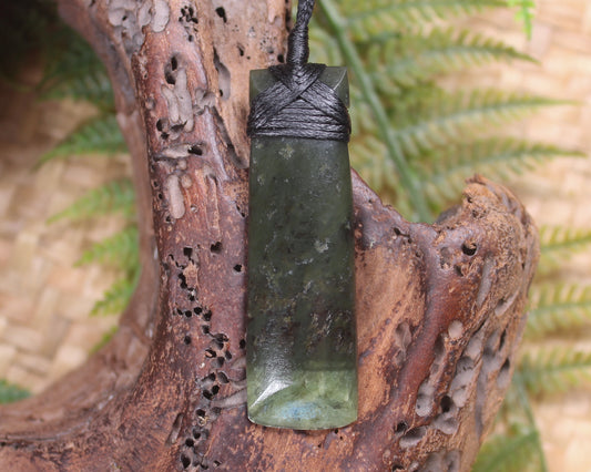 Rimu Pounamu Toki