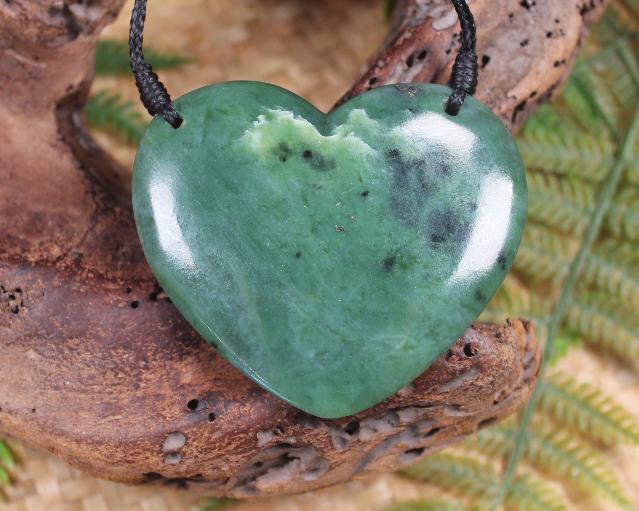 Heart carved from Inanga Pounamu - NZ Greenstone