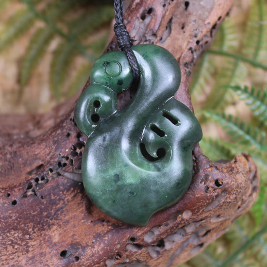 Manaia carved from Kawakawa Pounamu - NZ Greenstone
