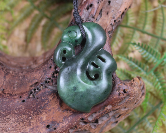 Manaia carved from Kawakawa Pounamu - NZ Greenstone
