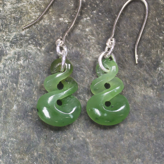 Hapopo Pounamu Twist earrings - NZ Greenstone