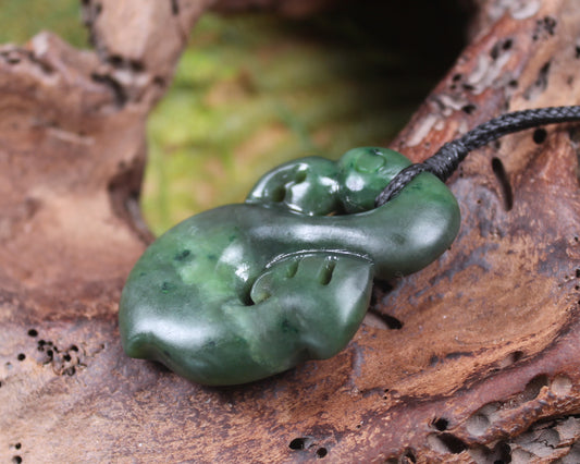 Manaia carved from Kawakawa Pounamu - NZ Greenstone