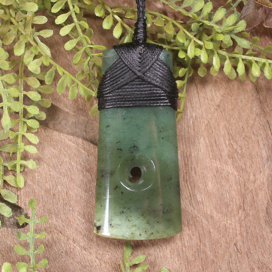 Hapopo Pounamu Toki with Koru - NZ Greenstone
