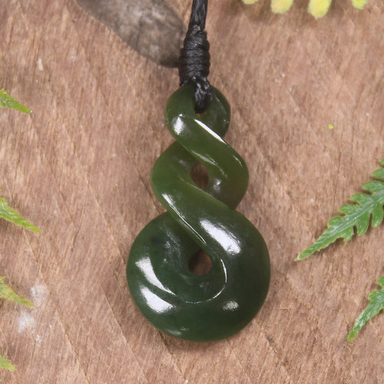 Twist carved from Kawakawa Pounamu - NZ Greenstone