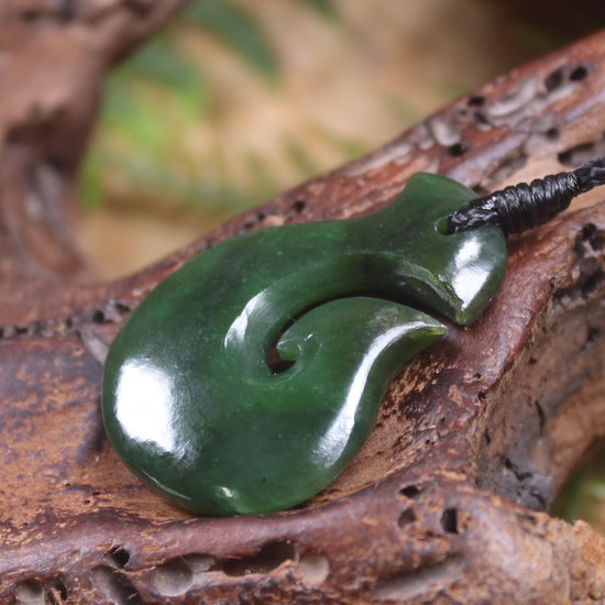 Hei Matau or Fish Hook carved from Kawakawa Pounamu - NZ Greenstone