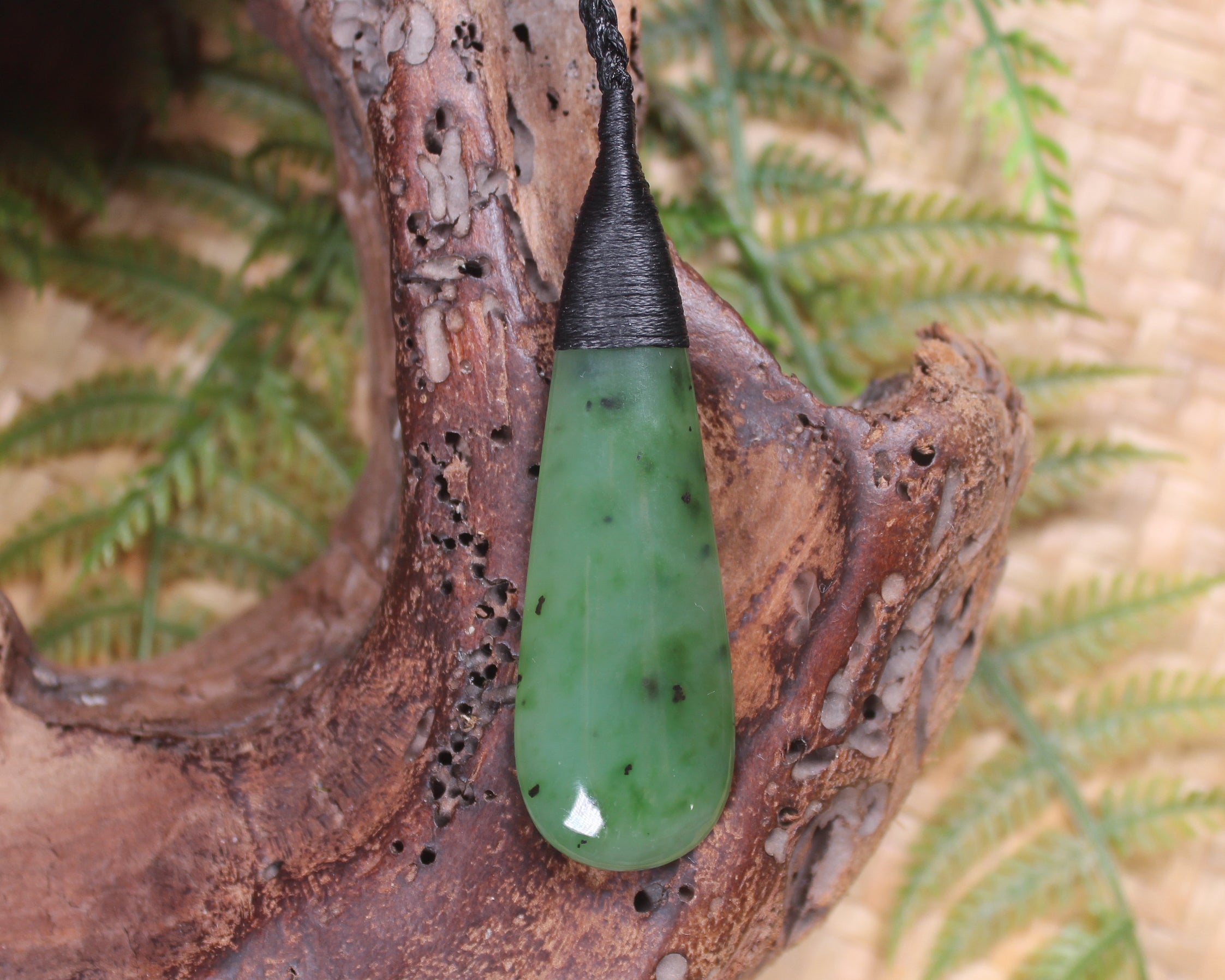 Roimata Teardrop carved from Hapopo Pounamu - NZ Greenstone