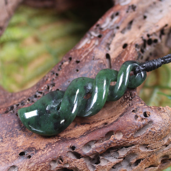 Twist carved from Rimu Pounamu - NZ Greenstone