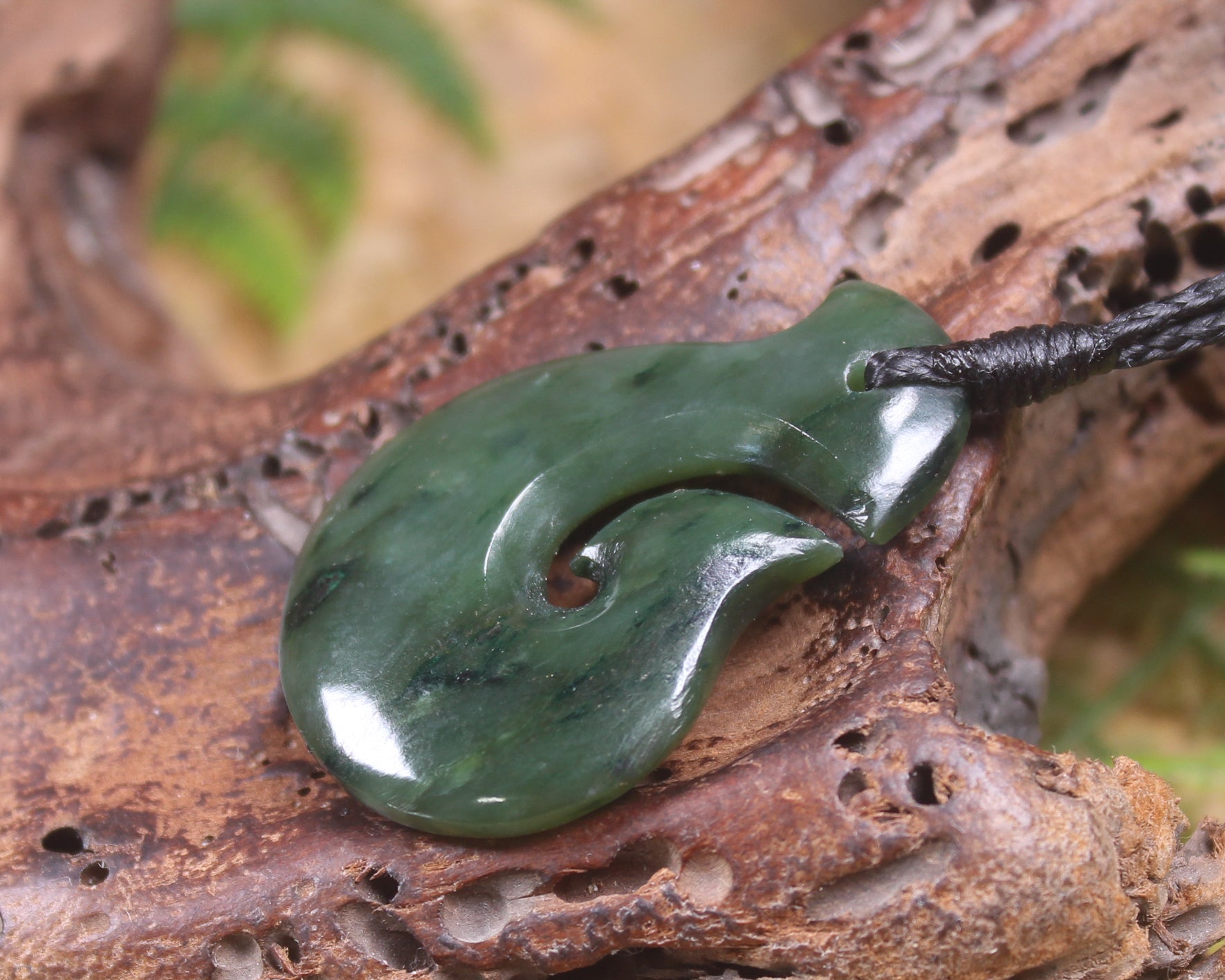 Hei Matau or Fish Hook carved from Kawakawa Pounamu - NZ Greenstone