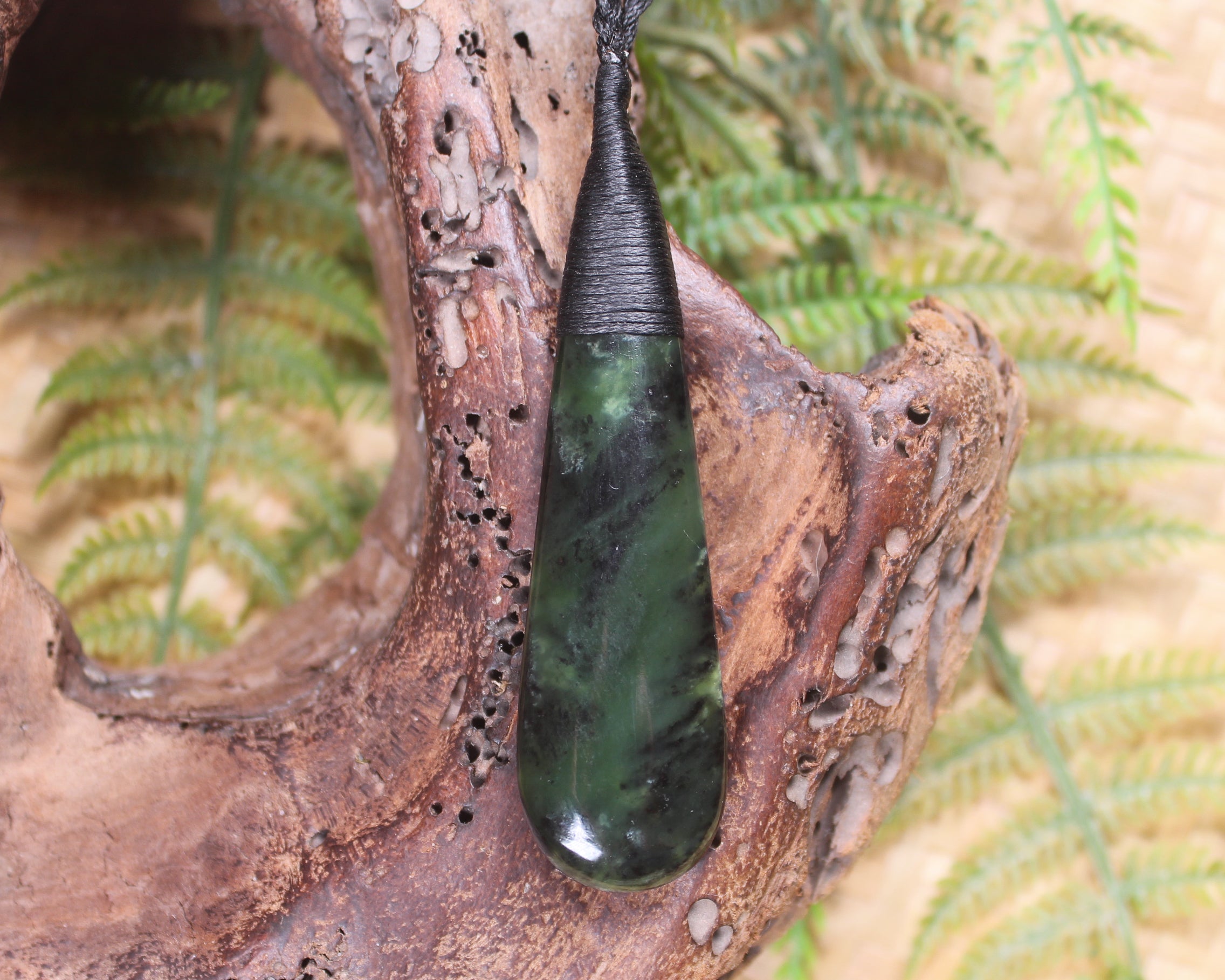 Rimu Pounamu Roimata Pendant - NZ Greenstone