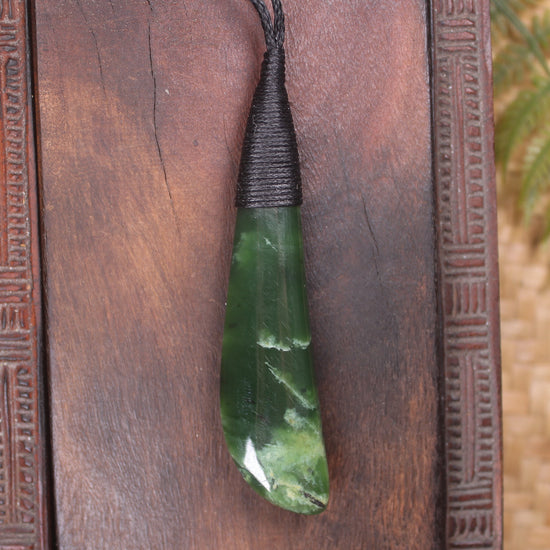 Flower Jade Pounamu Roimata Pendant - NZ Greenstone