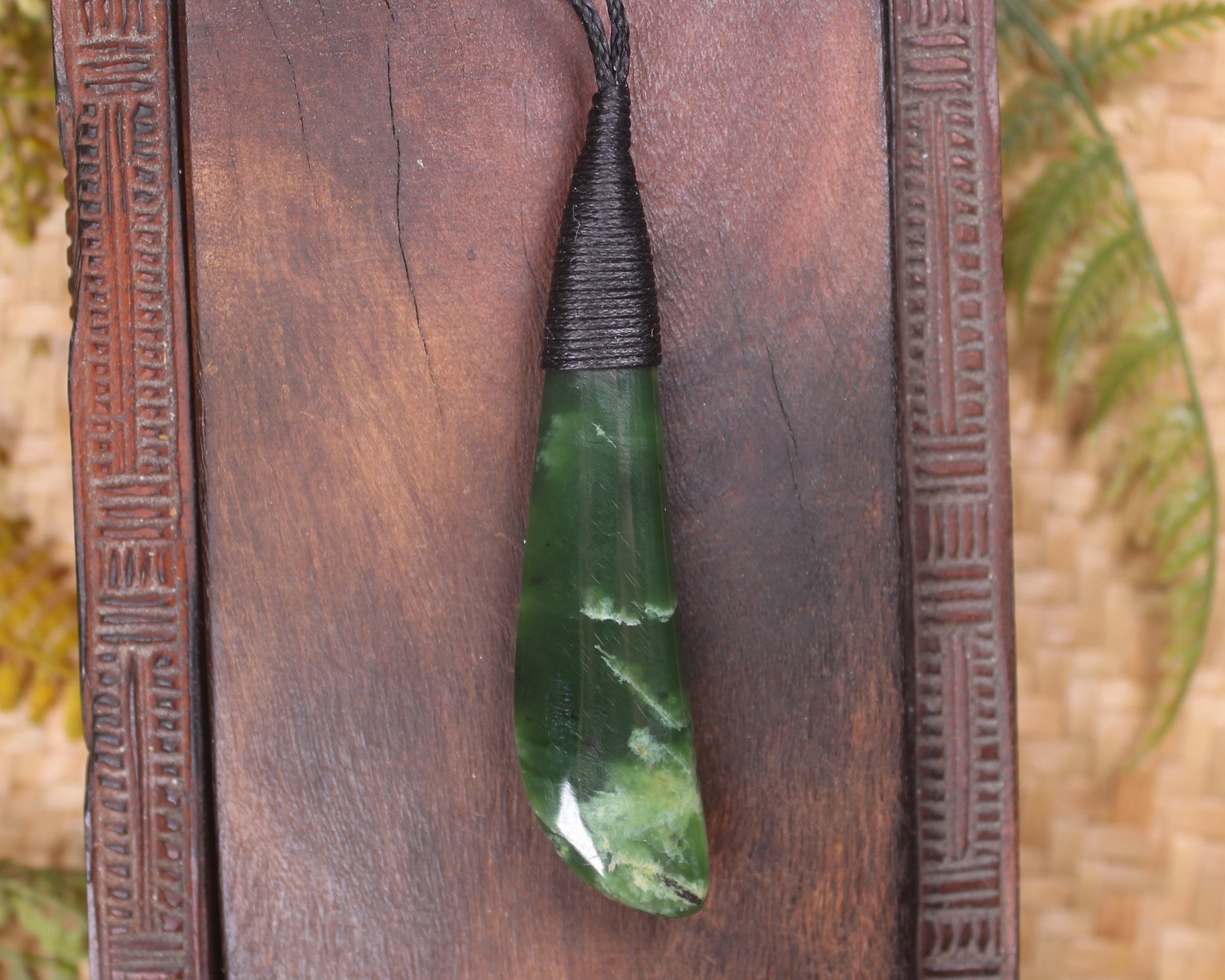 Flower Jade Pounamu Roimata Pendant - NZ Greenstone