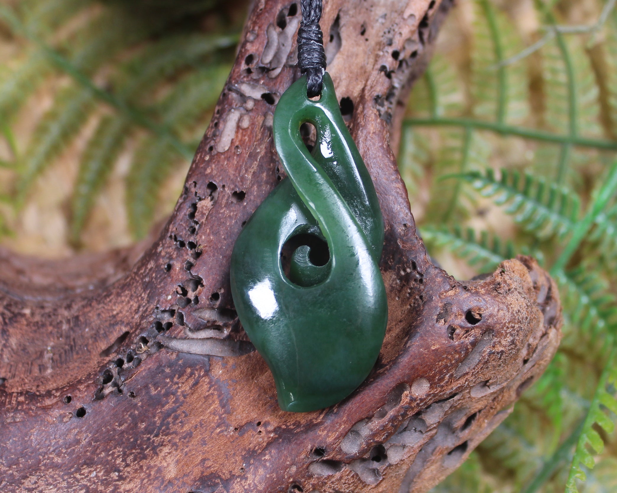 Koru Twist carved from Kawakawa Pounamu - NZ Greenstone