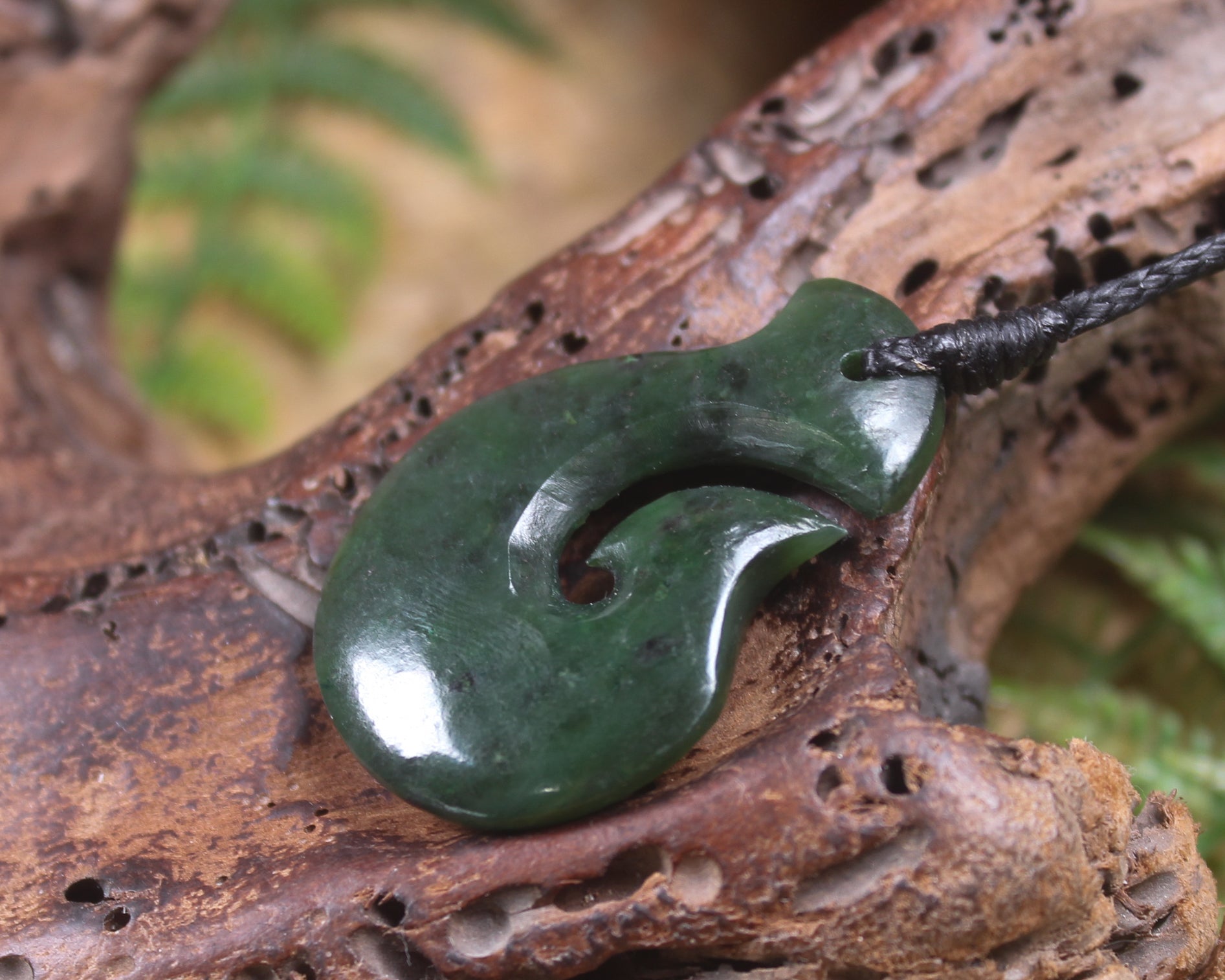 Hei Matau or Fish Hook carved from Kawakawa Pounamu - NZ Greenstone