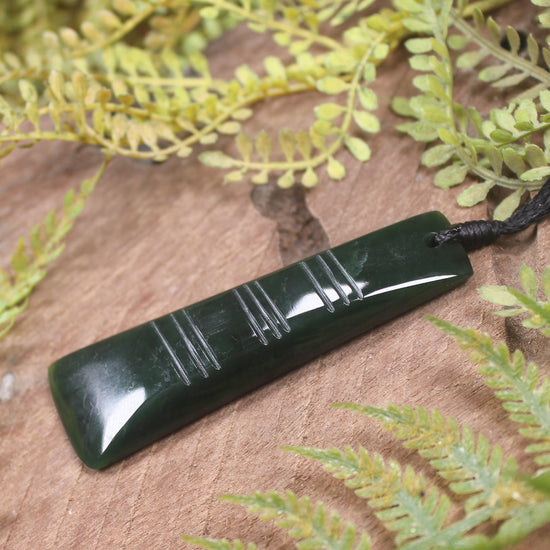 Kawakawa Pounamu Toki