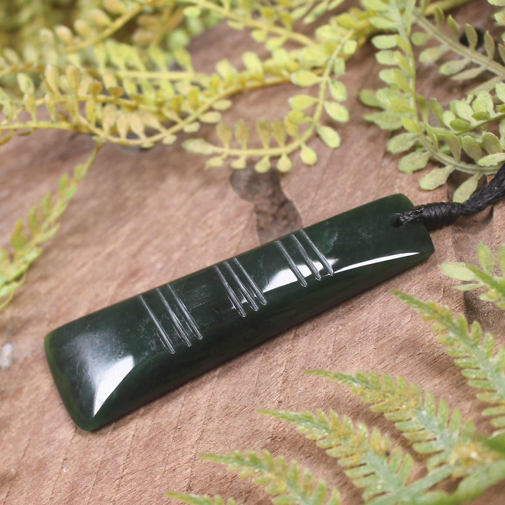 Kawakawa Pounamu Toki
