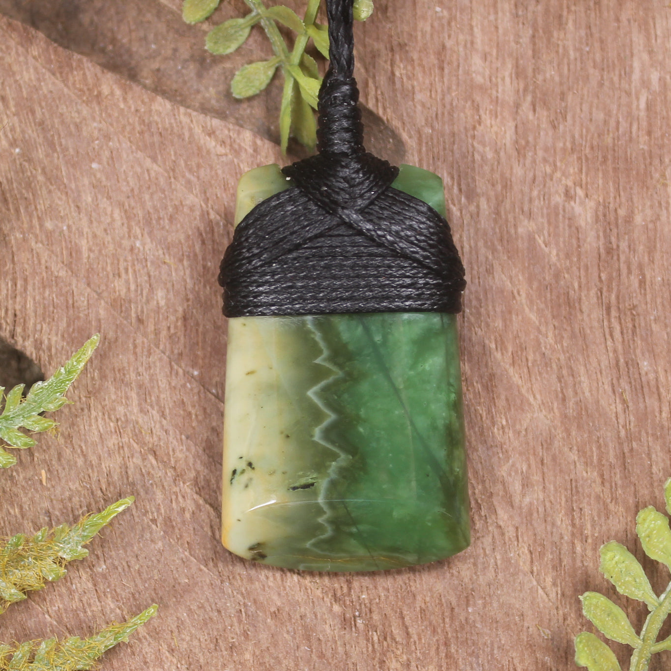 Flower Jade Pounamu Toki Pendant - NZ Greenstone