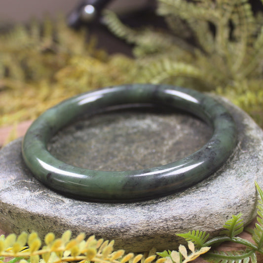 Bangle carved from Rimu Pounamu - NZ Greenstone