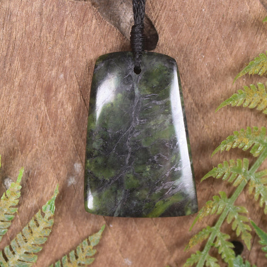 Toki or Adze carved from Douglas Creek - NZ Greenstone