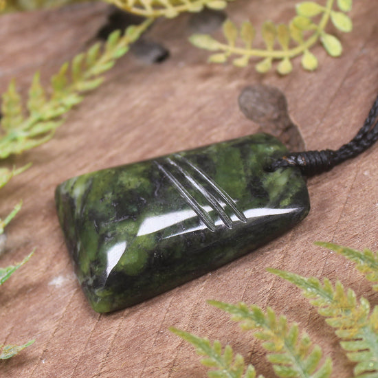 Toki or Adze carved from Douglas Creek - NZ Greenstone