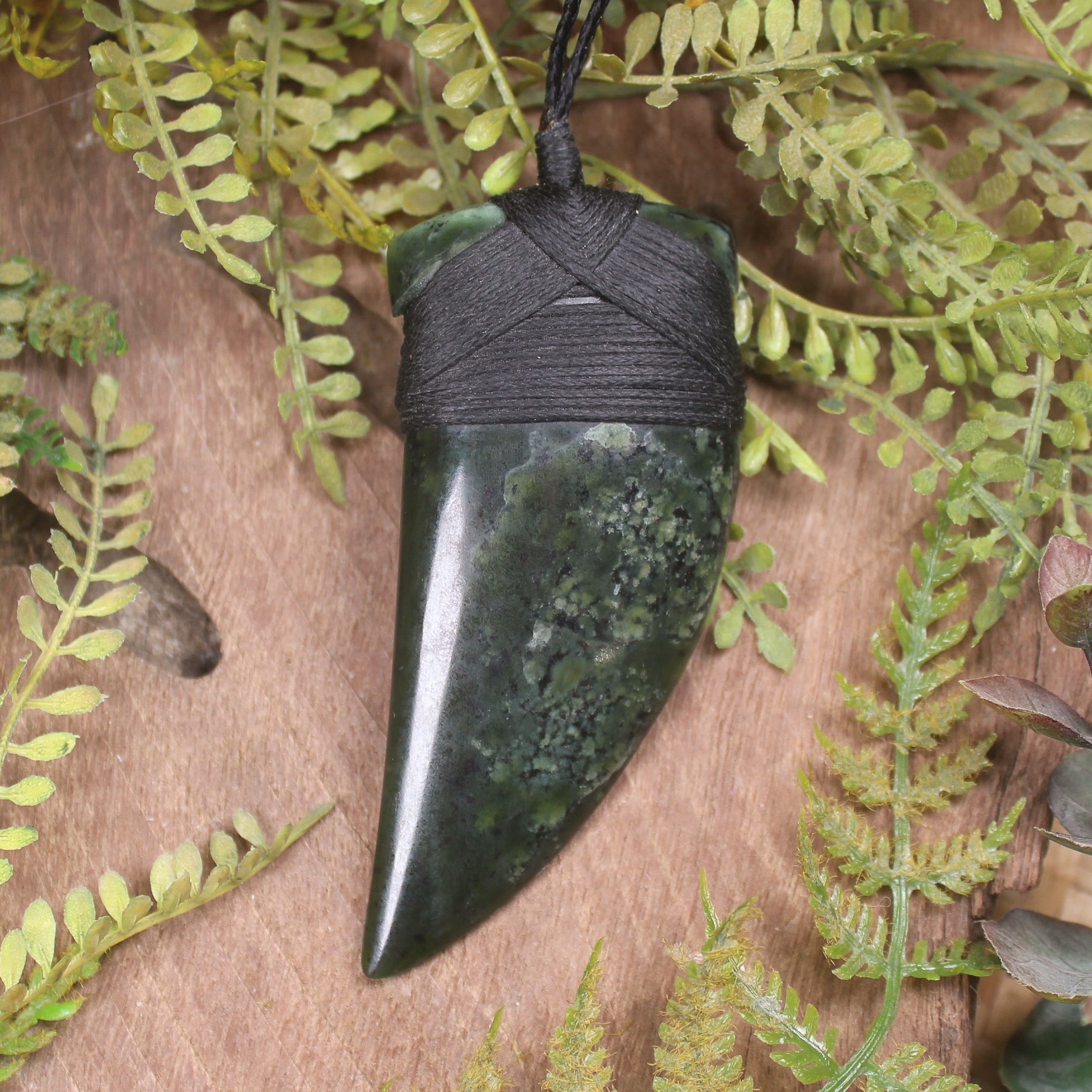 Tooth pendant carved from Rimu Pounamu - NZ Greenstone