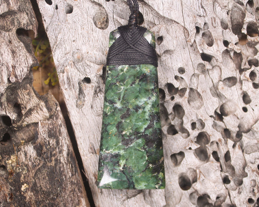 Toki or Adze carved from Douglas Creek - NZ Greenstone