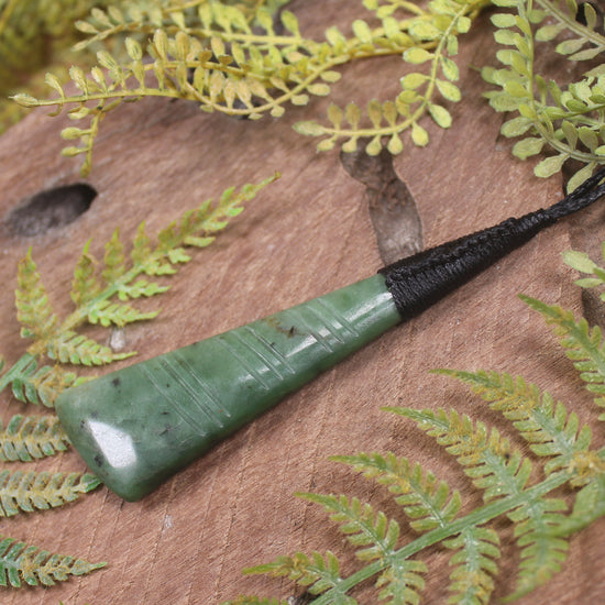 Kawakawa Pounamu Toki