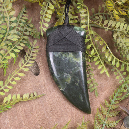 Tooth pendant carved from Rimu Pounamu - NZ Greenstone