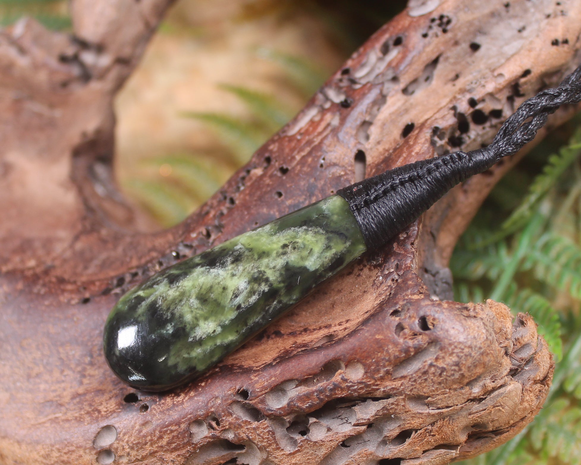 Rimu Pounamu Roimata Pendant - NZ Greenstone