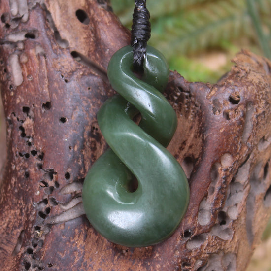 Twist carved from Kawakawa Pounamu - NZ Greenstone