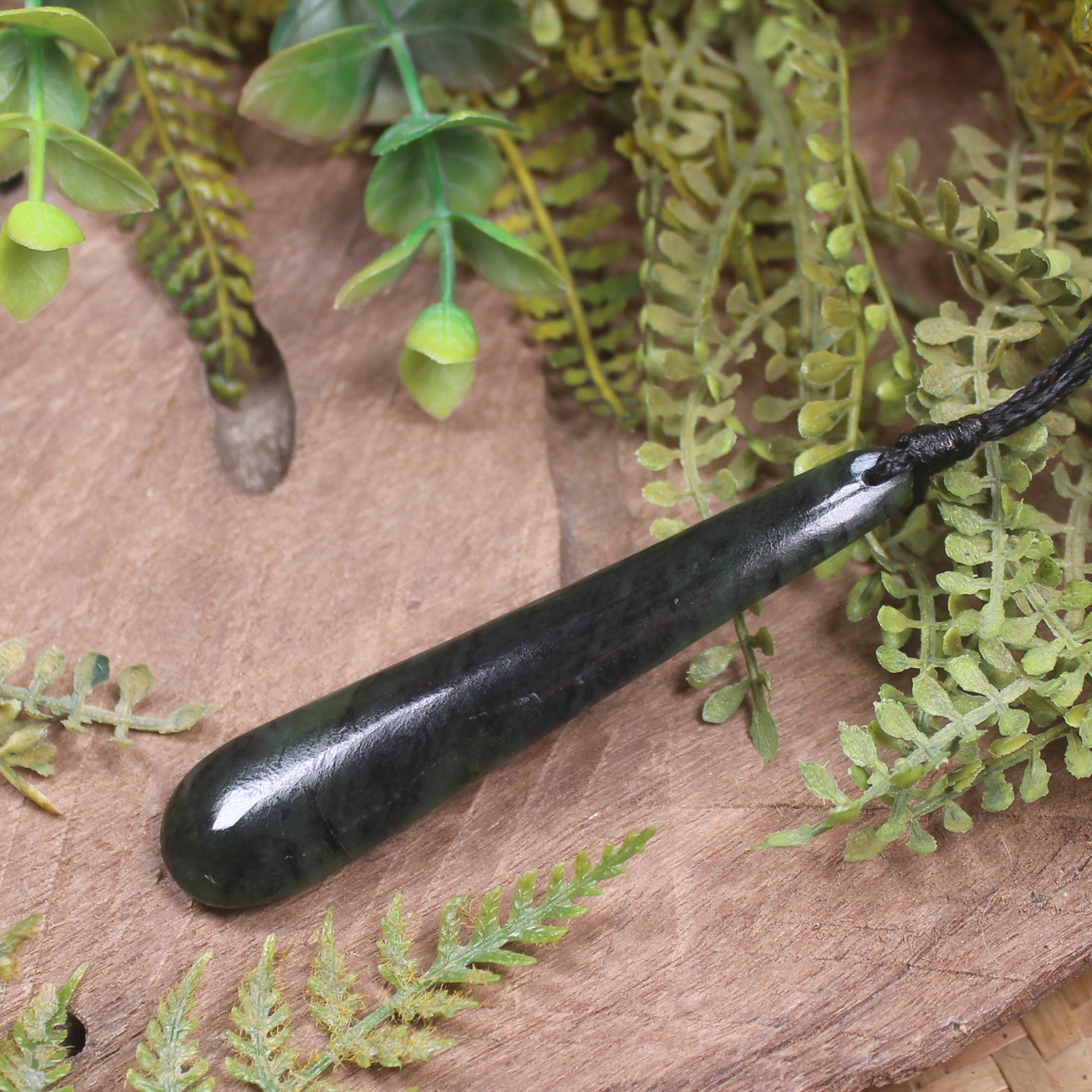 Rimu Pounamu Roimata Pendant - NZ Greenstone