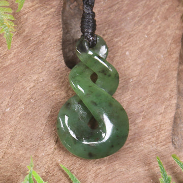 Twist or Pikorua carved from Hapopo Pounamu - NZ Greenstone