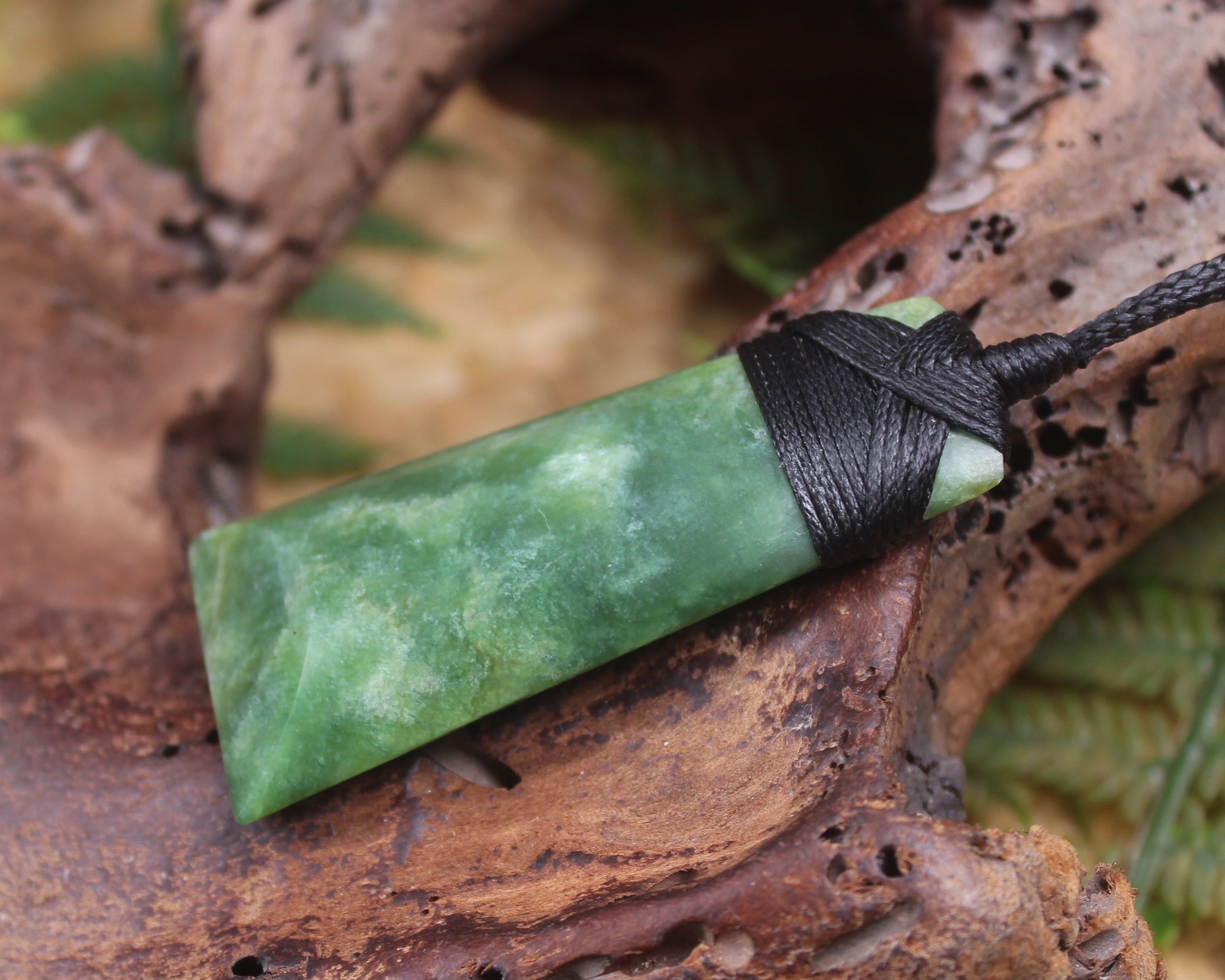 Kawakawa Pounamu Toki