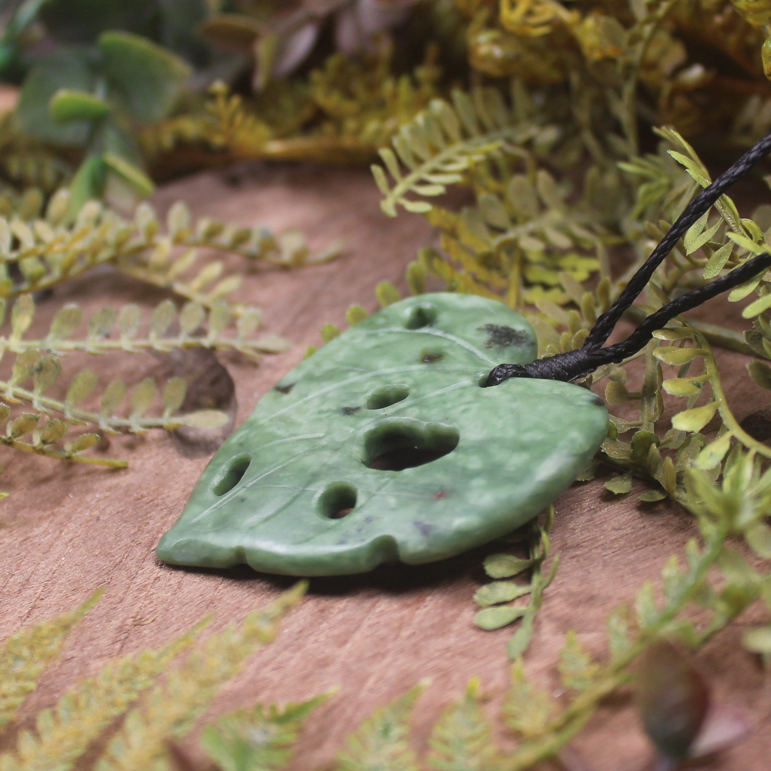 Kawakawa leaves carved from Kawakawa Pounamu - NZ Greenstone