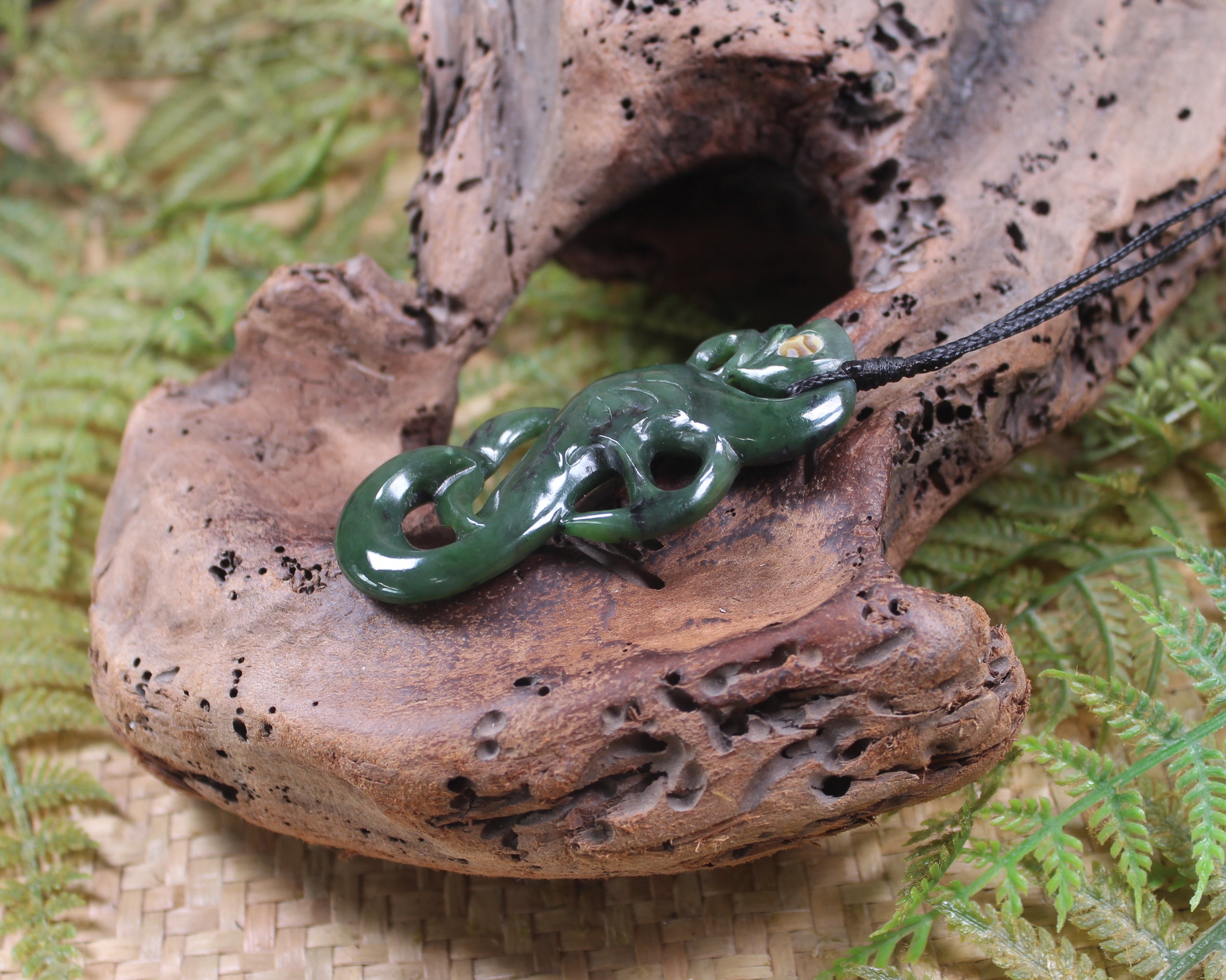 Manaia pendant carved from Rimu Pounamu - NZ Greenstone