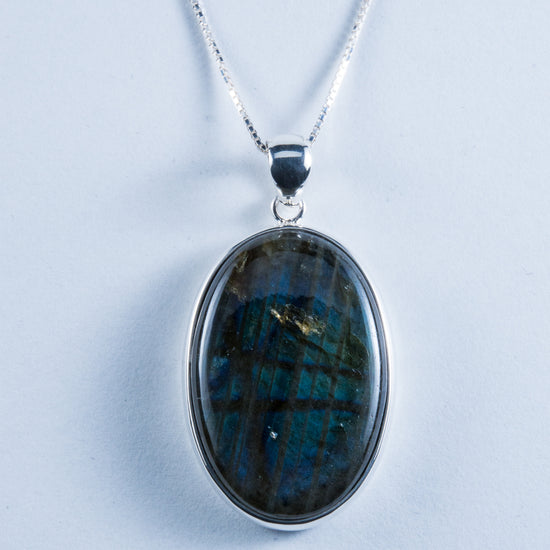 labradorite pendant 