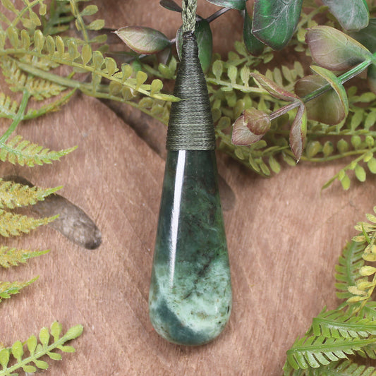 Kawakawa Pounamu Roimata Pendant - NZ Greenstone