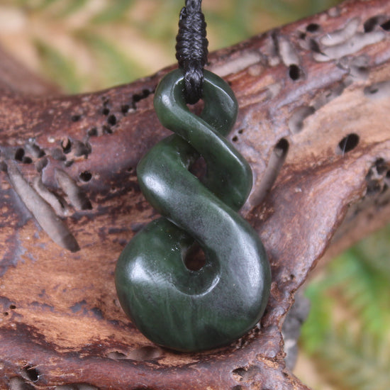 Twist carved from Kawakawa Pounamu - NZ Greenstone