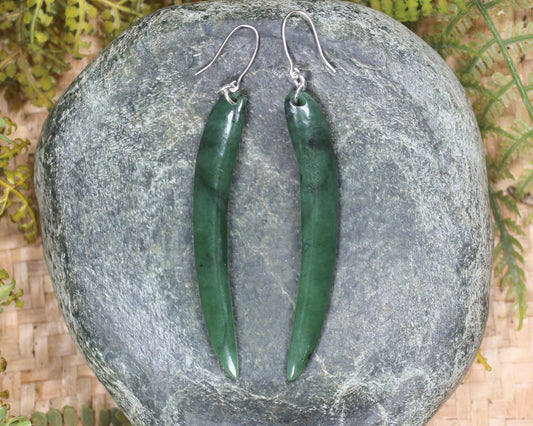 Huia Beak earrings carved from Hapopo Pounamu - NZ Greenstone