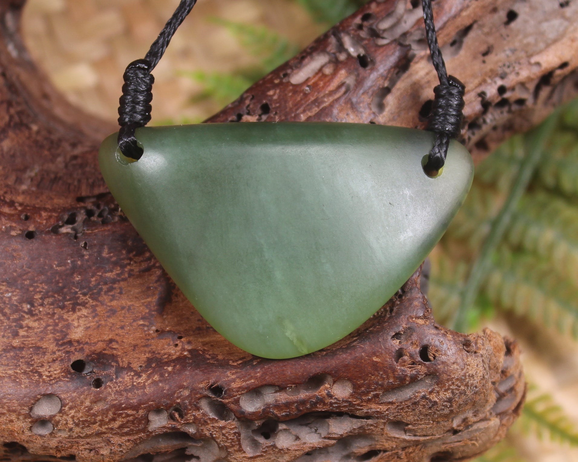 NZ Greenstone Small Breastplate or Shield Pendant (BB073) Tangiwai Pounamu