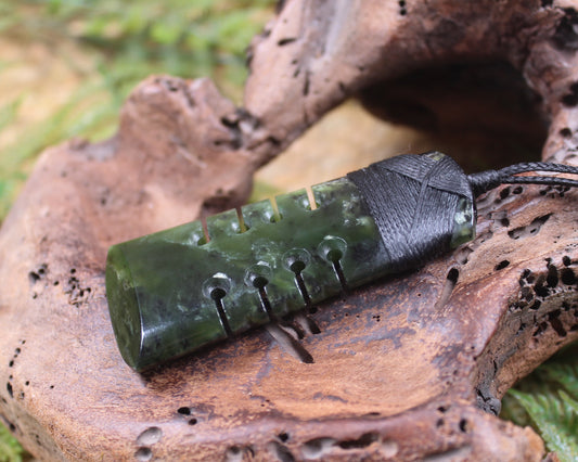 Rimu Pounamu Toki