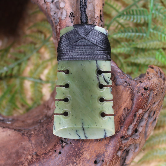 Inanga Pounamu Toki