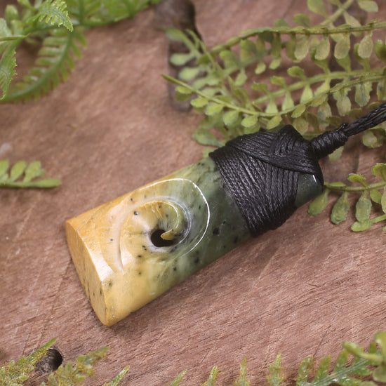 Flower Jade Pounamu Toki with Koru