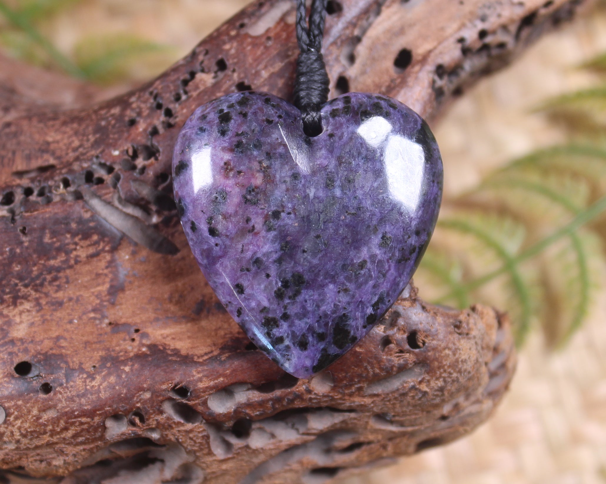 Heart carved from Charoite