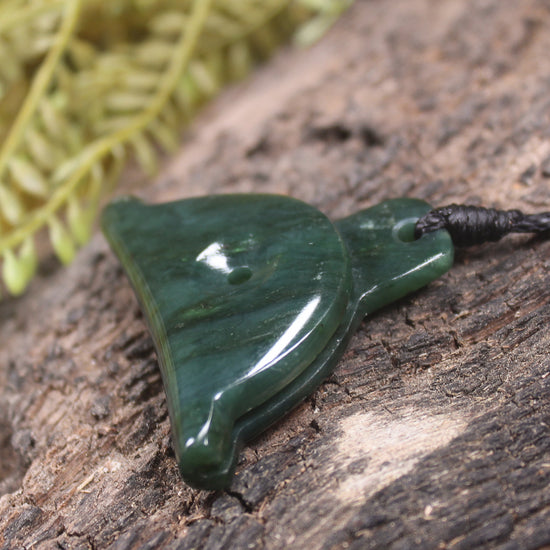 Dog Whistle carved from Kawakawa Pounamu - NZ Greenstone