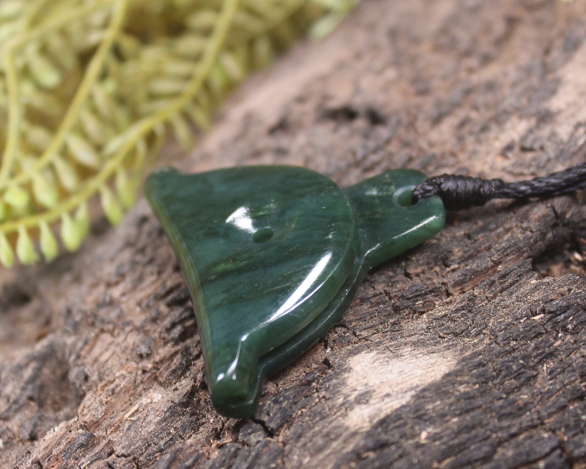 Dog Whistle carved from Kawakawa Pounamu - NZ Greenstone