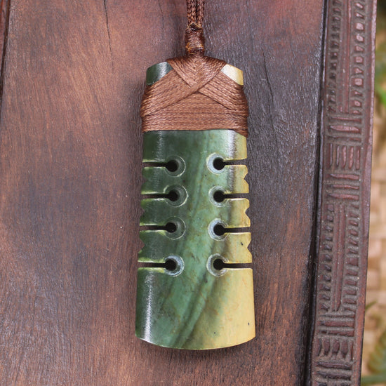 Flower Jade Pounamu Toki