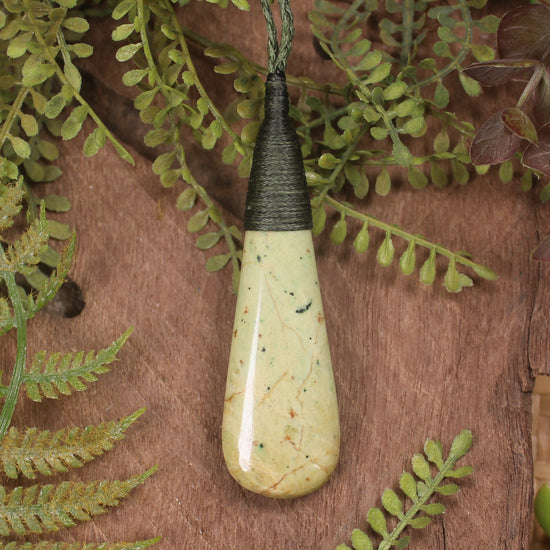 Flower Jade Pounamu - NZ Greenstone