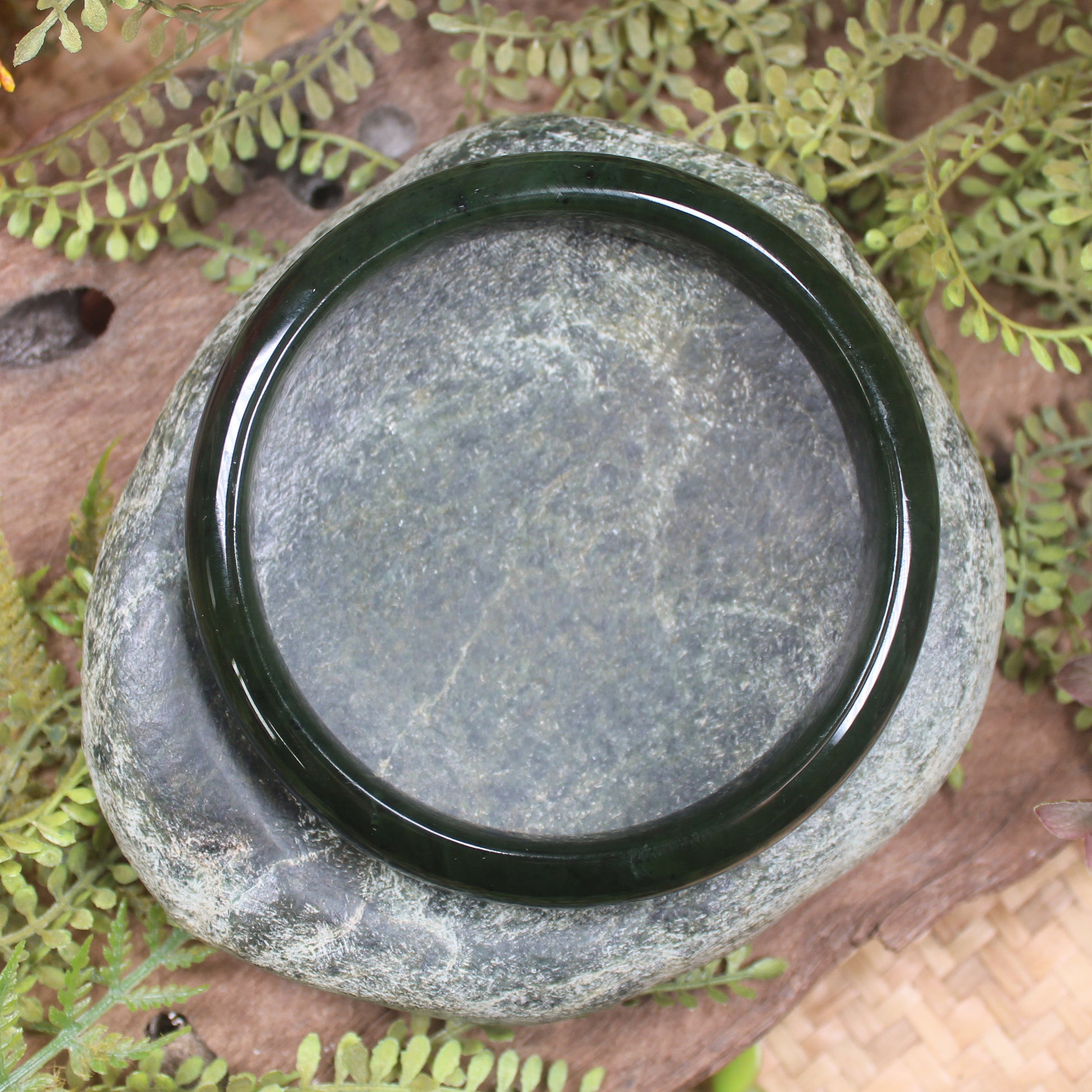 Bangle carved from Kawakawa Pounamu - NZ Greenstone