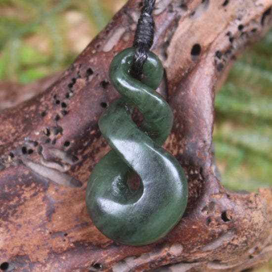Twist carved from Kawakawa Pounamu - NZ Greenstone