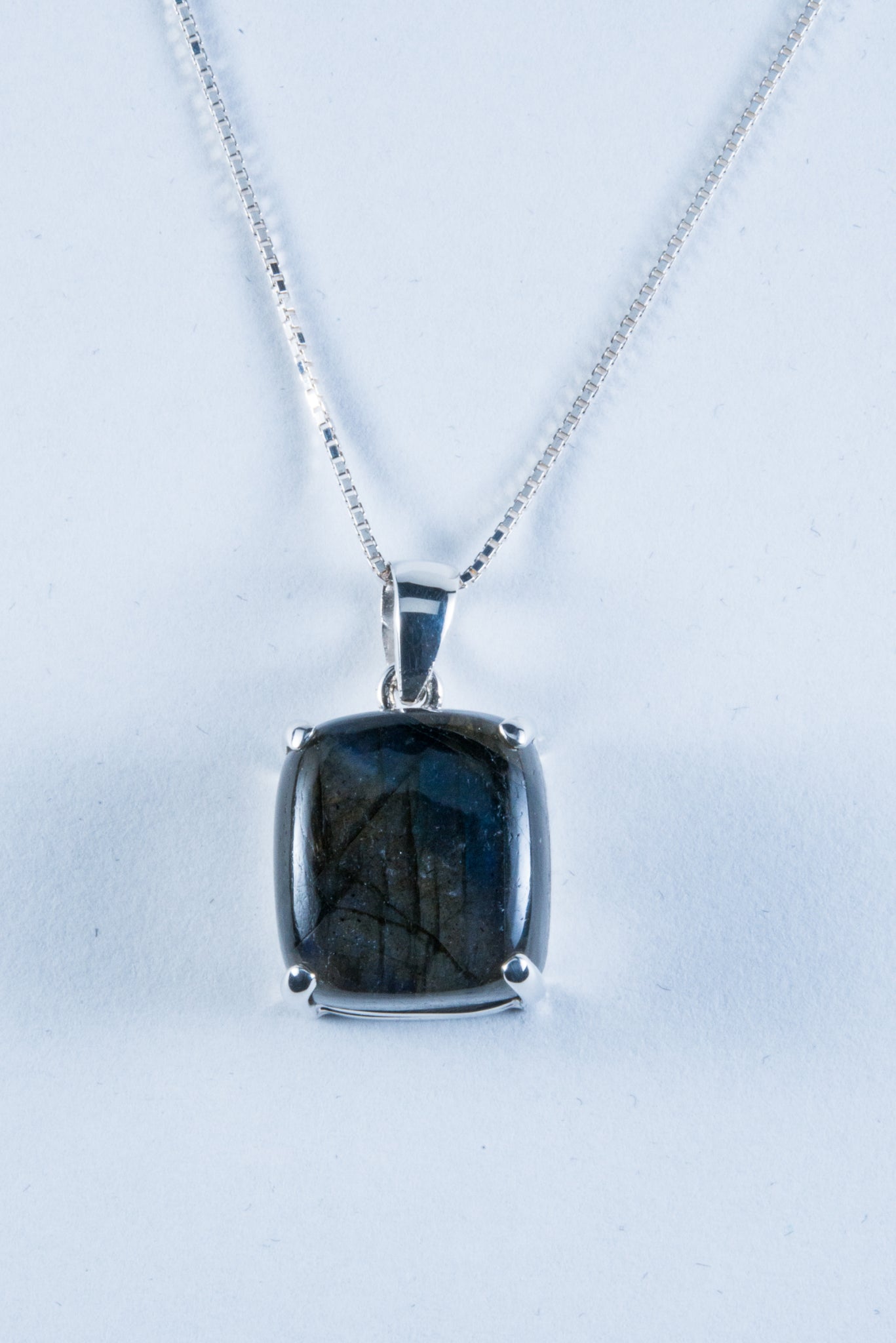 labradorite pendant 